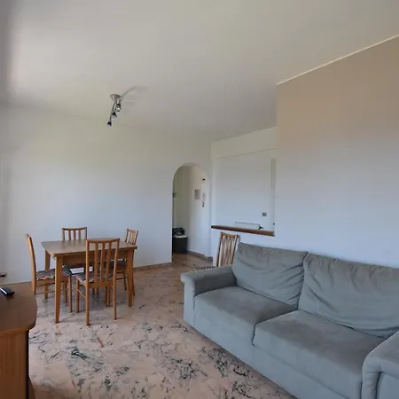 Blue Paradise Terrace Apartament 公寓 圣雷默